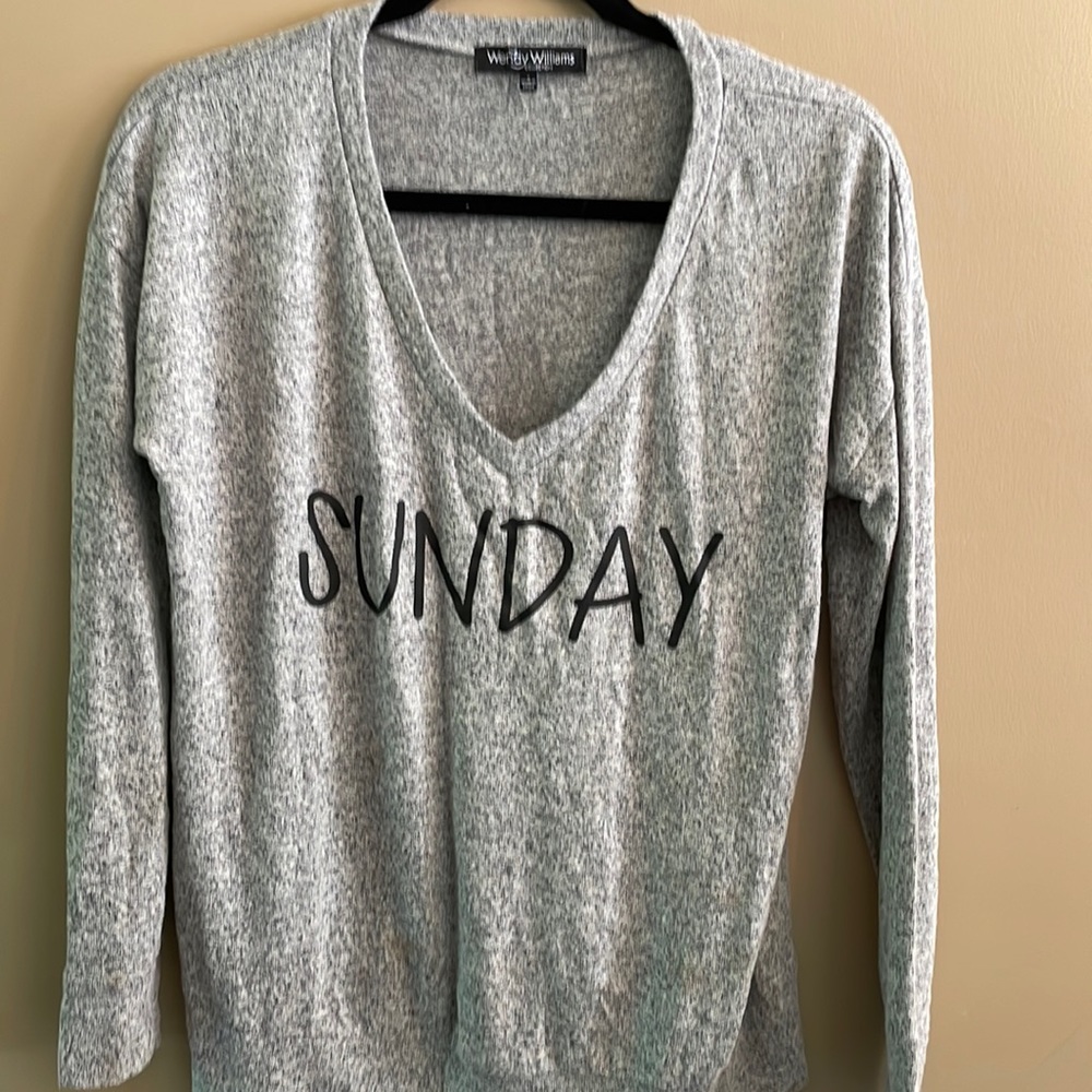 Gray speckled sweater. Size small